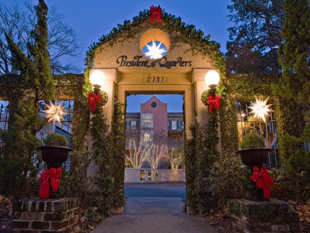 The Presidents' Quarters Inn Savannah Exterior photo