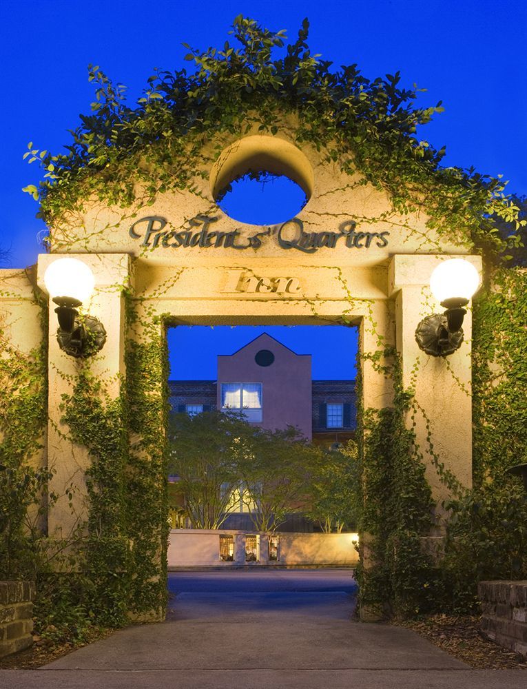 The Presidents' Quarters Inn Savannah Exterior photo